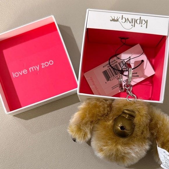 Furry Tan Keychain Accessory - Picture 3 of 4